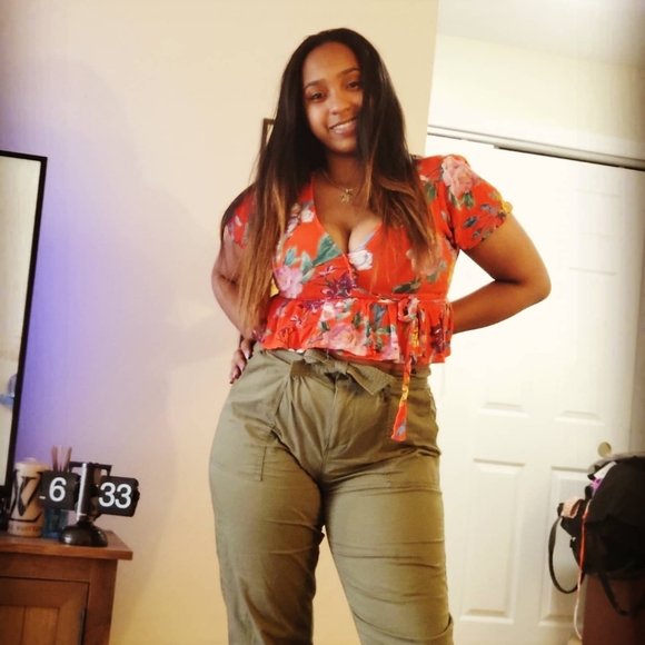 Meet your Posher, Georgecel - Picture 2 of 3